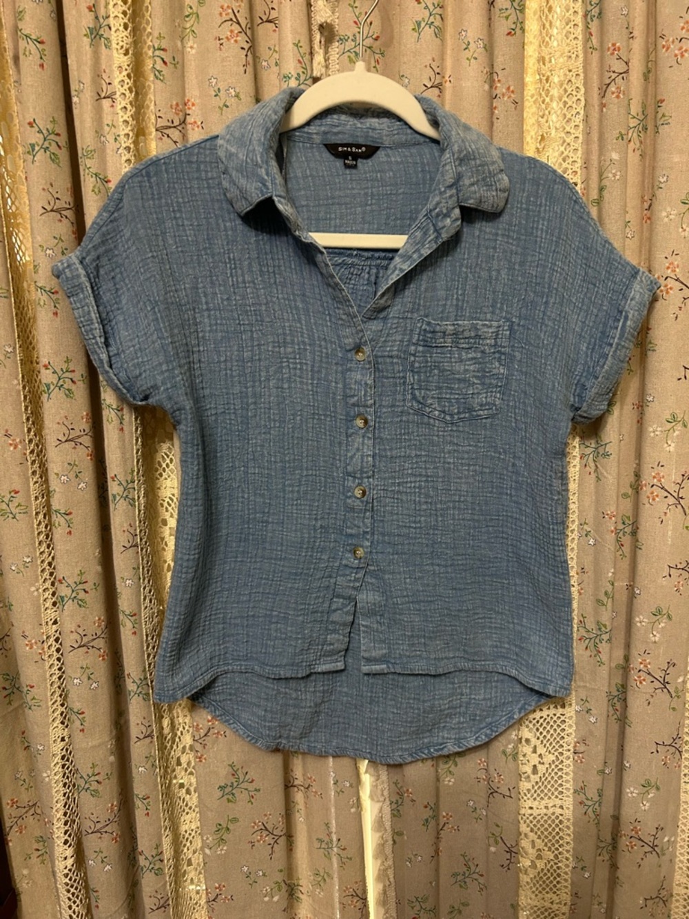 2/$28 Sim & Sam Cotton Gauze Top Blue Button Front Relaxed Size S